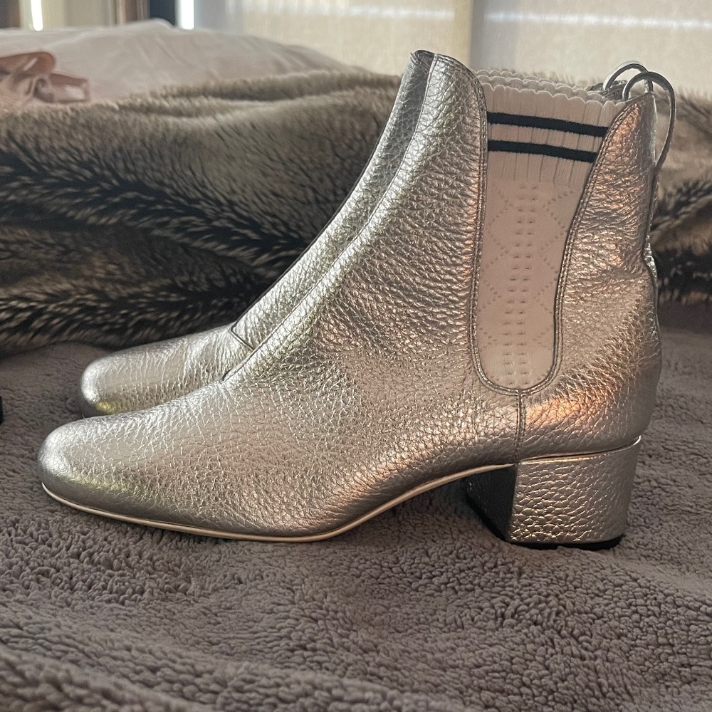 Fendi never worn silver boots